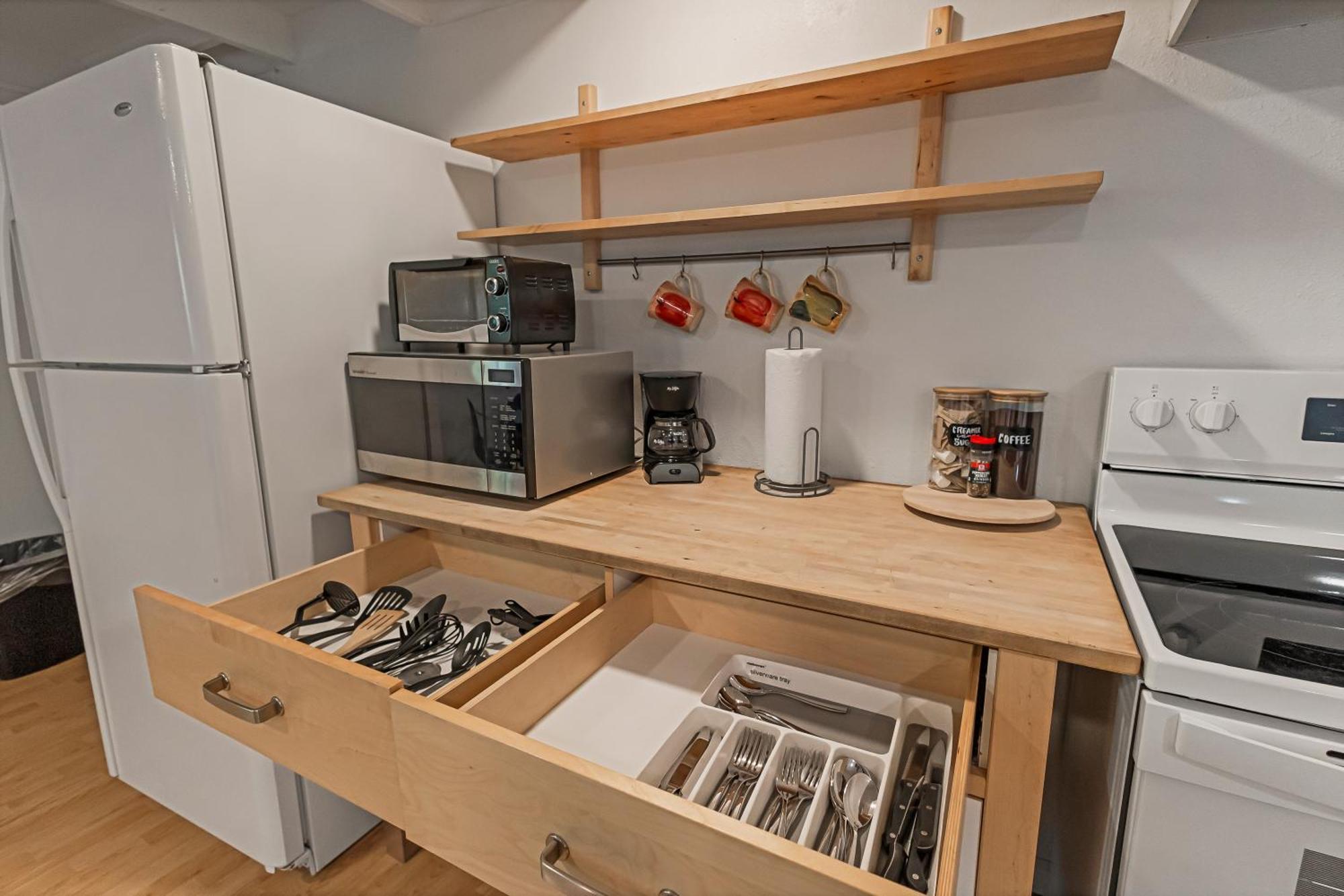 Guest House, Accessible To Downtown, & Fast Wifi! 치코 외부 사진